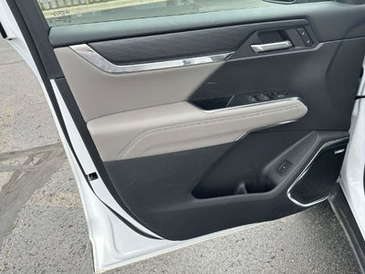 2024 GMC Acadia Elevation
