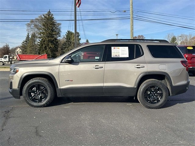 2023 GMC Acadia AT4