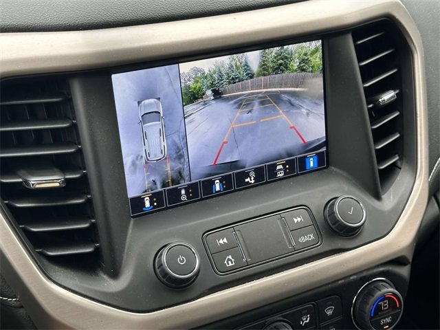 2022 GMC Acadia Denali