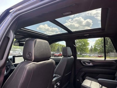 2023 GMC Yukon SLT
