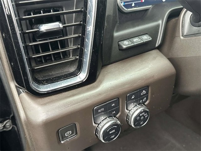 2024 GMC Sierra 3500 HD Denali