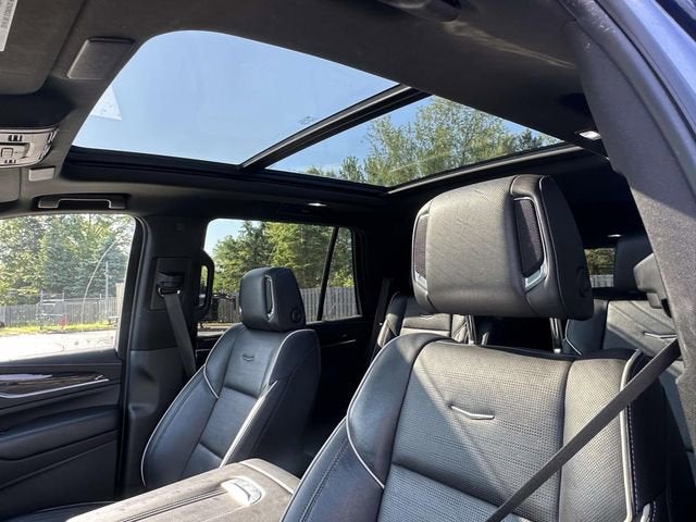 2022 Cadillac Escalade Sport