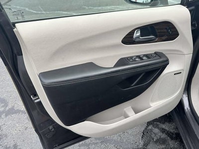 2022 Chrysler Pacifica Limited