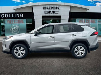 2022 Toyota RAV4 LE