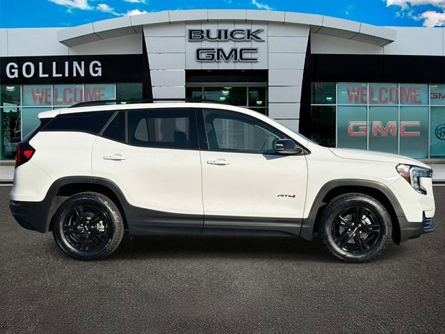 2024 GMC Terrain AT4