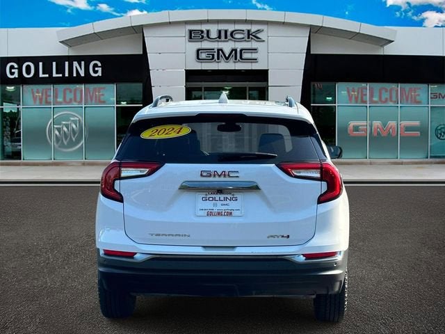 2024 GMC Terrain AT4