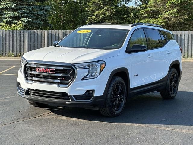 2024 GMC Terrain AT4