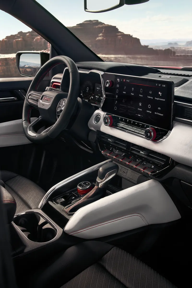 2026 GMC Canyon infotainment system at Golling Buick GMC in Lake Orion MI